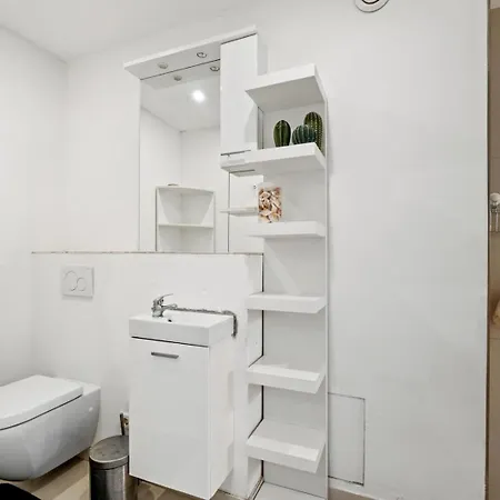 Koeln,leverkusen Bahnhof,innenstadt,messe דירה לברקוסן