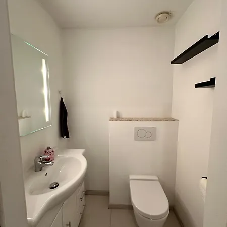 Koeln,leverkusen Bahnhof,innenstadt,messe